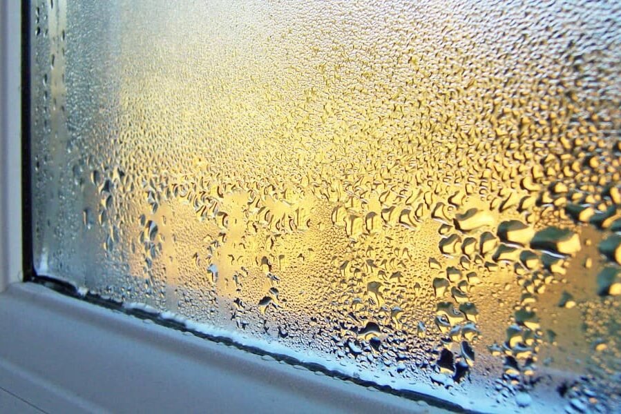 Controlul condensului si al umiditatii cu geamuri termopan